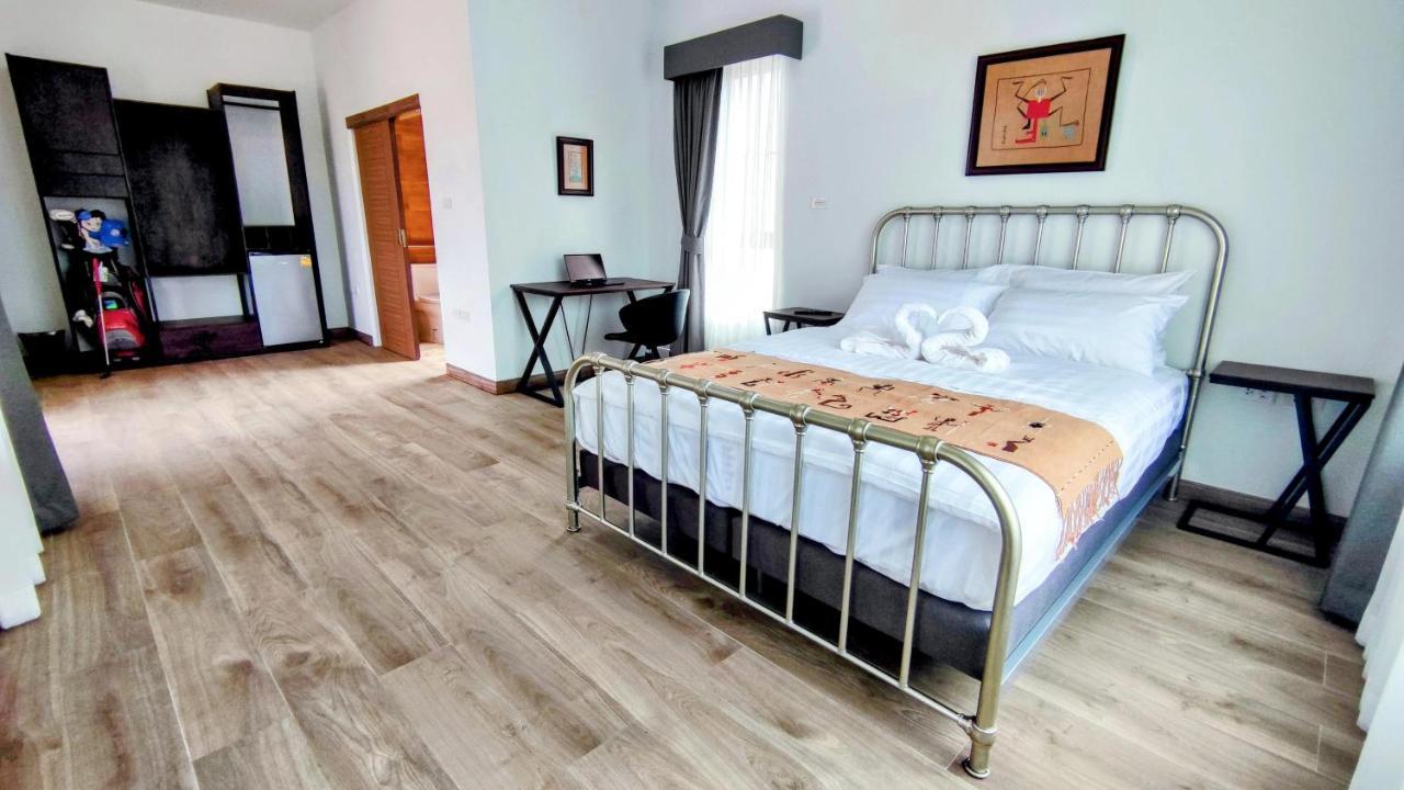 Isan Golf & Adventure Hotel Удонтхані Екстер'єр фото